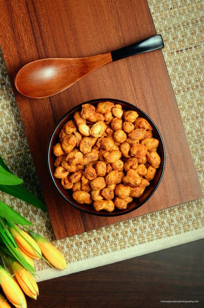 Sing Bhujiya in a black bowl – product photography by Shreeji, Nagpur